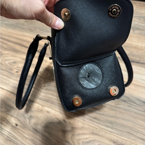 Blush Hide and Chic Wine Storage Black Tote Bag - Picture 3 of 4